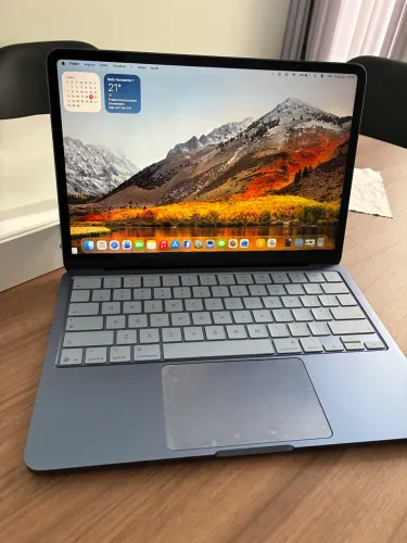 Macbook Neo Indigo 256GB