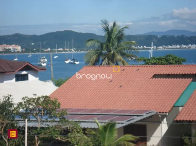 Brognoli Vende- Apartamento com vista para mar em Canajurê