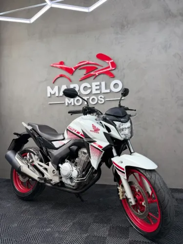 Honda CB 250 TWISTER 2022
