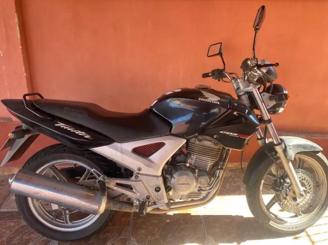 Moto Honda twister 250