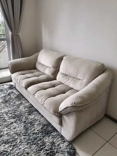 Sofá Veludo 3 lugares Soft Premium 