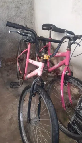 2 Bicicleta aro 26 preço 350 as duas 