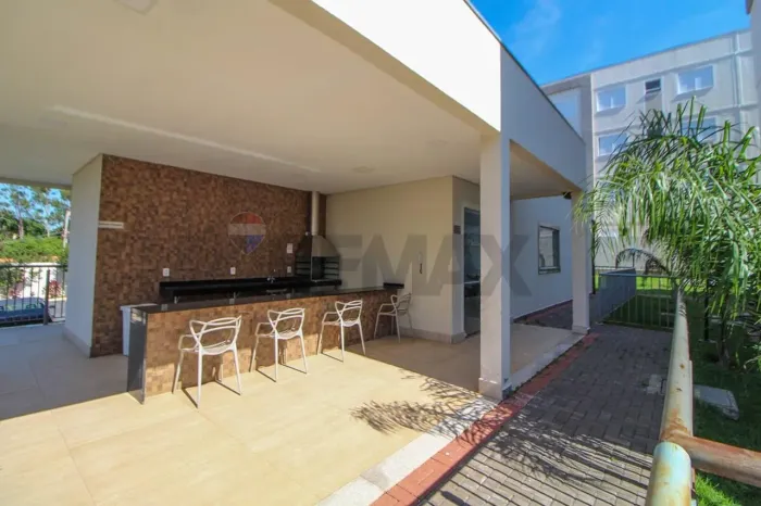 Apartamento á venda 2 Dormitorios Res. Santoro