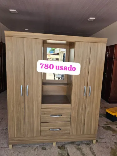 GUARDA ROUPA USADO