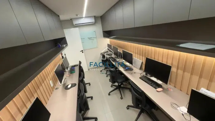 Sala à venda no Millenium Business Center com 31,81 m²,reformada na Av. Djalma Batista-Man