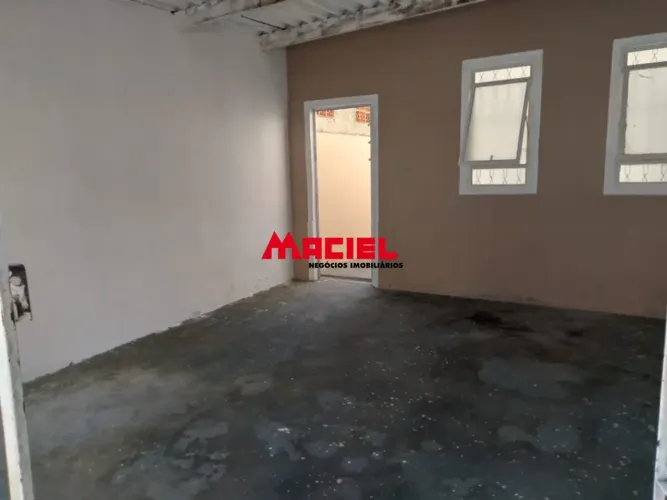 Oportunidade na Zona Sul de São José dos Campos | Casa com Edícula na Avenida Cidade Jardi