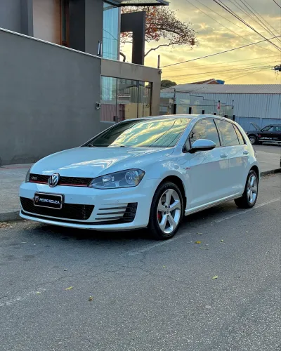 Volkswagen Golf GTI 2.0 TSI 220cv Aut. 2017