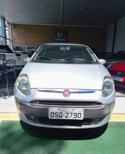 Fiat Punto Essence Dualogic 1.6 Flex 16V 5P 2015
