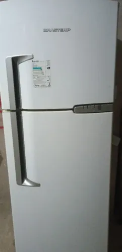 Vende se geladeira fross free