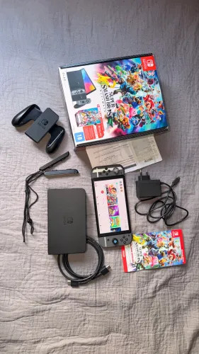 NITENDO SWITCH MODELO OLED - Super Smash Bros