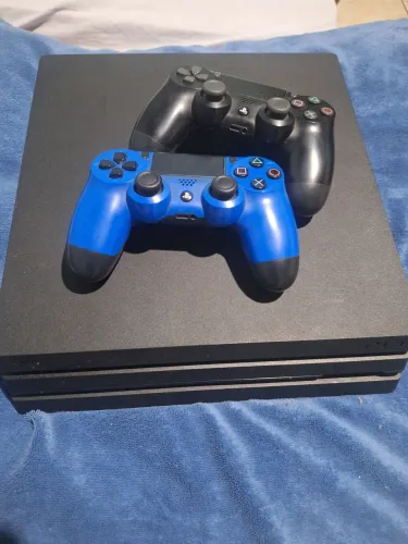 PS4 PRO