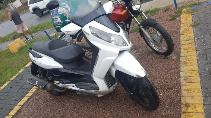 Dafra citicom 300 2013 automática