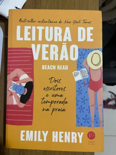 Livro leitura de verão