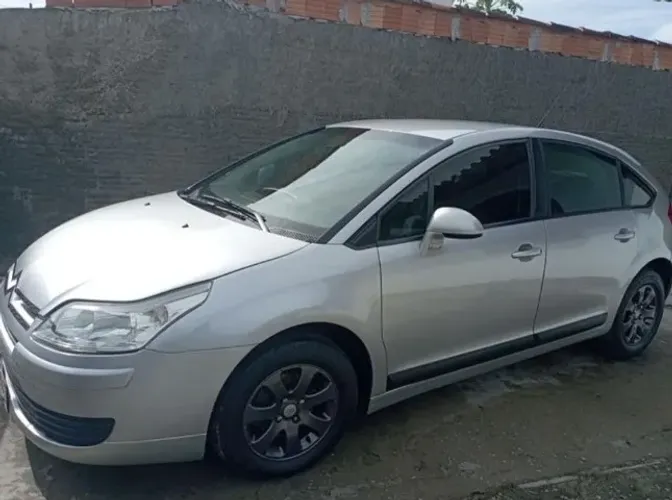 Citroen C4 GLX 2.0 Flex 16V 5P Mec. 2010