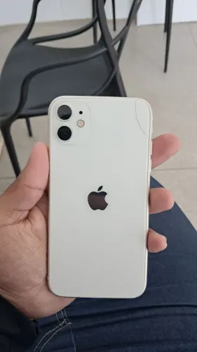PoIPHONE 11 