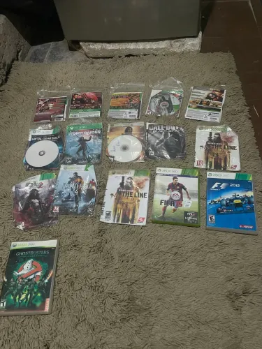 Xbox 360 com defeito + jogos e dois controles 