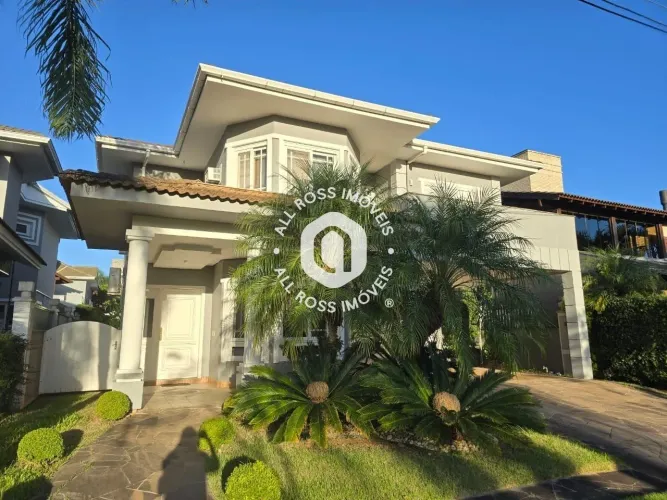 Casa em Condomínio à Venda em Canoas
