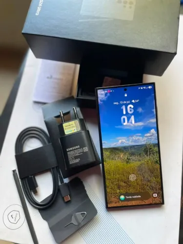 Samsung Galaxy S24 Ultra 256gb 12gb Ram Titanium Black - 8 meses de uso