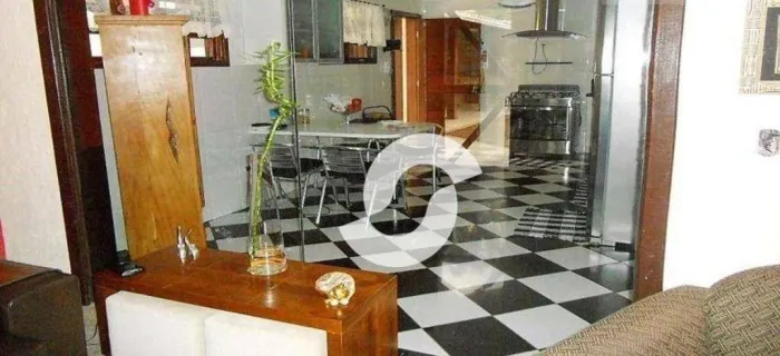 Casa à venda, 300 m² por R$ 4.100.000,00 - Camboinhas - Niterói/RJ
