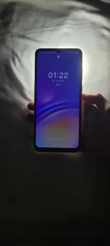 Celular semi novo para vender ( não aceitamos cartão)