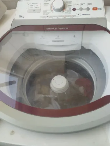 máquina de lavar roupa 11 kg vendo máquina por r$ 1000 passa o cartão até três vezes sem