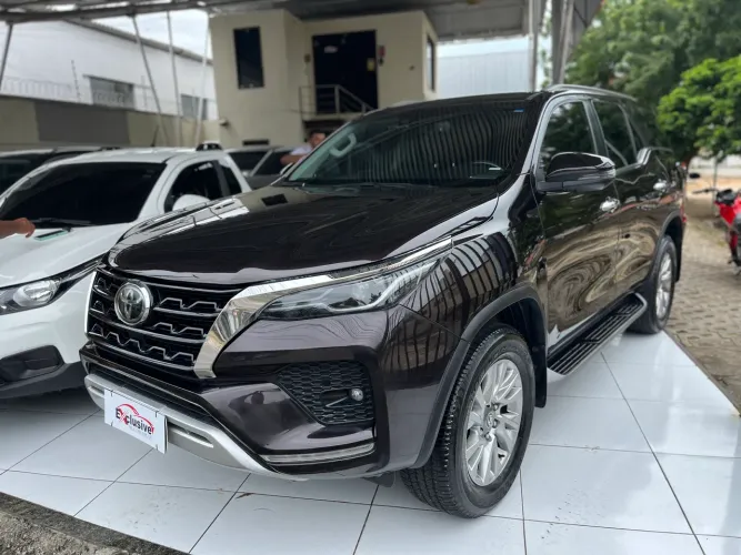 Toyota Hilux SW4 SRX 4X4 2.8 TDI 16V Dies. Aut. 2021