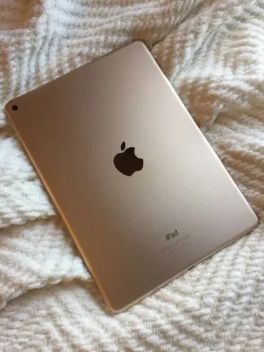 iPad 8 - 128 Gb - Sem arranhões - Rose Gold