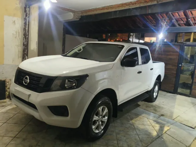 Nissan Frontier S CD 4X4 2.3 TB Diesel Mec. 2021
