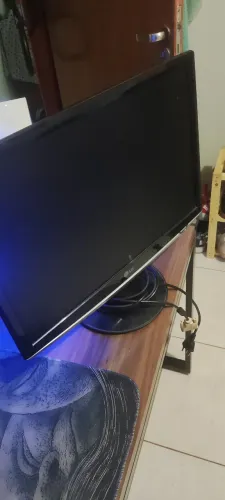 Monitor LG 22? com Entrada DVI W2252TQ-PF