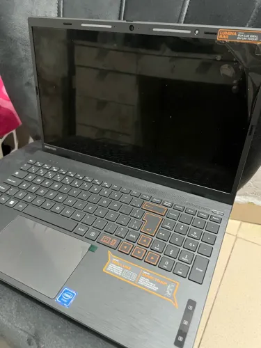 Netbook Positivo Vision C15