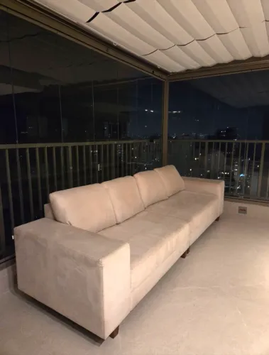 Sofá confortável 4 lugares