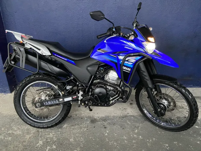 Lander 250 impecável