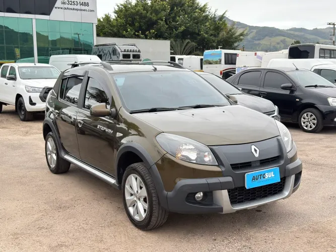 Renault Sandero Stepway Hi-power 1.6 8V 5P 2014
