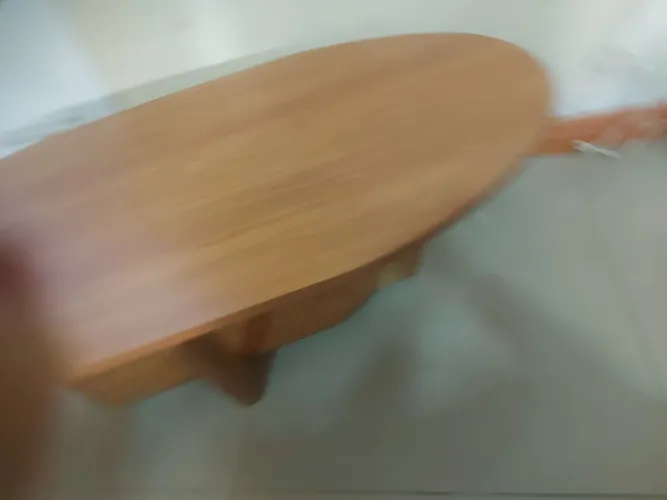 Vendo mesa de centro nova em madeira