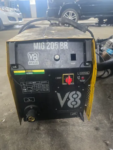 Máquina de Solda MIG V8 Brasil MIG 205 BR + Cilindro