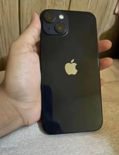 iPhone 13 novinho em Criciúma 