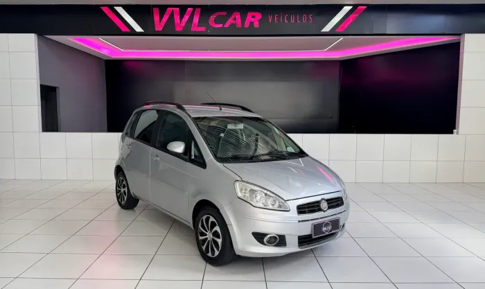 Fiat Idea Attractive 1.4 Fire Flex 8V 5P 2013