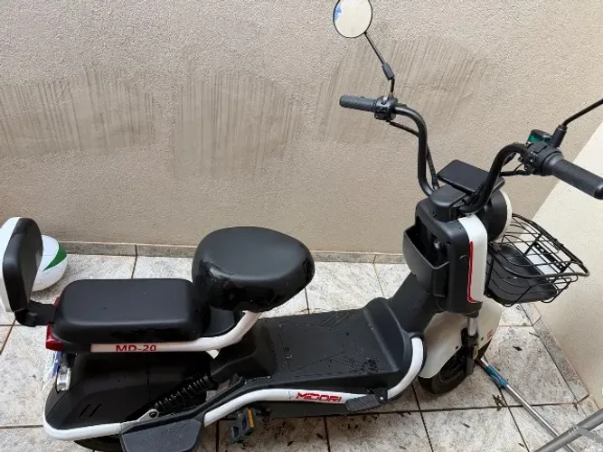 Bicicleta elétrica 600