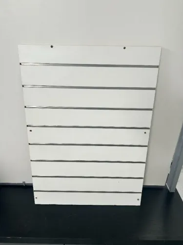 PAINEL DE MDF CANALETADO