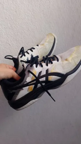 Tênis Asics gel-tactic