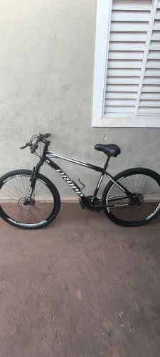 Bicicleta Aro 29 Freio a Disco - Preta