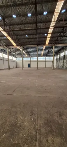 Galpão em Barueri Eng novo, 2.111m e 1.495m fabril. 48.500 mês.