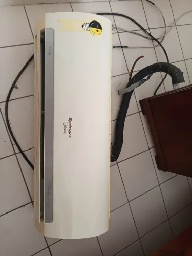 Evaporadora Midea Springer 9000 btus