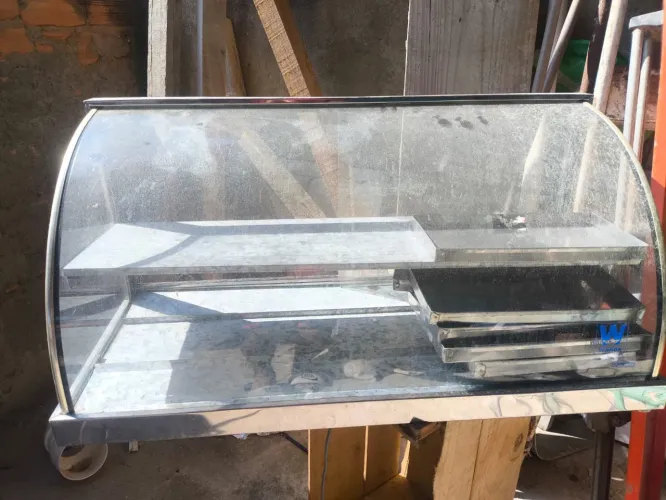 VITRINE EXPOSITORA SALGADOS .