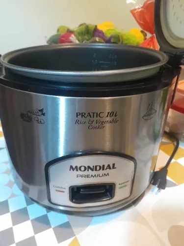 Panela Elétrica de Arroz Mondial PE-46-10X 110V para conserto/retirada de peças