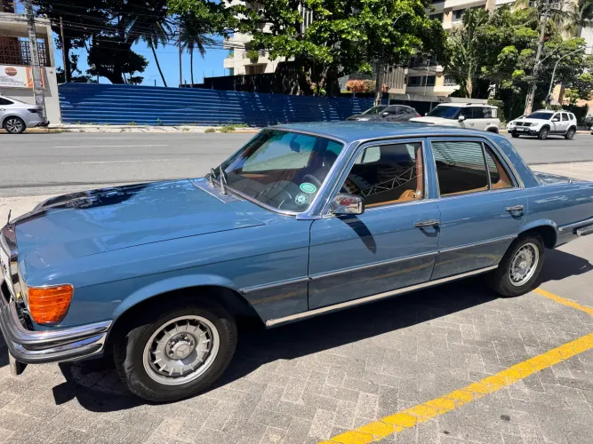 Mercedes-Benz 220-S Sedan 2.2 6V 4P Gasolina. 1976