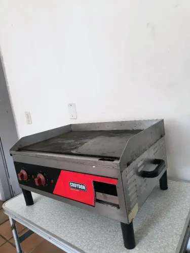 CHAPA ELÉTRICA CROYDON 220V 65CM