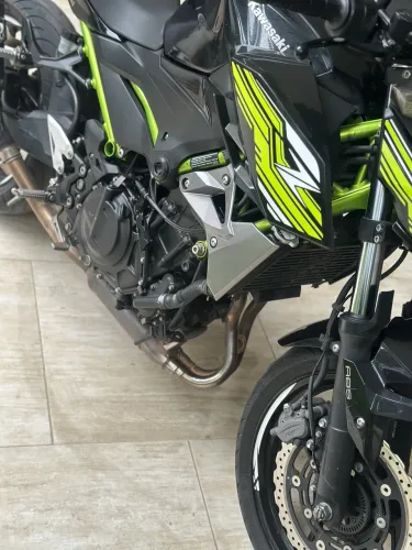 Kawasaki z400 2020 com abs