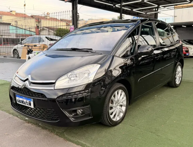 Citroen C4 GLX 2.0 Flex 16V 5P Aut. 2011