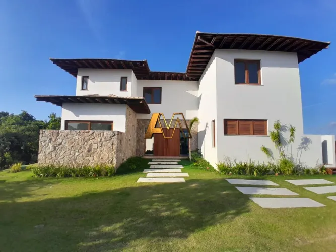 CASA AMPLA COM 5 SUITES EM PRAIA DO FORTE